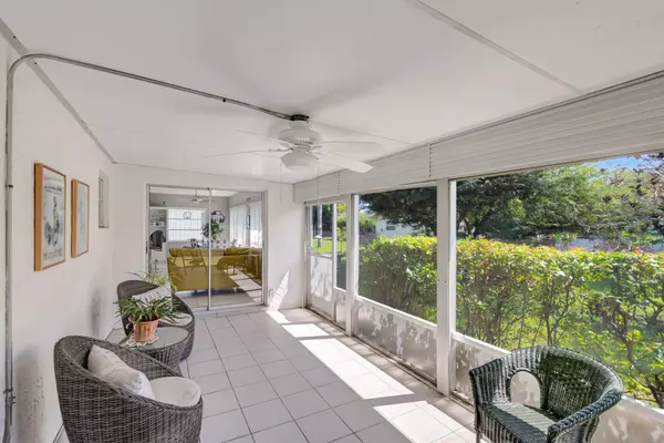 14352 Amapola Drive DR, Delray Beach, FL 33484