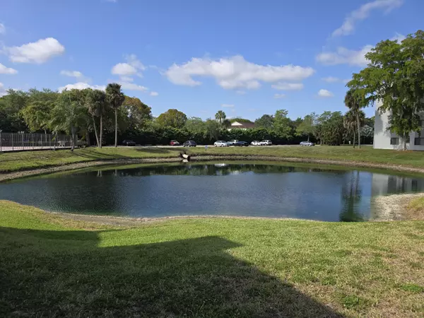 Sunrise, FL 33351,3710 N Pine Island RD 222