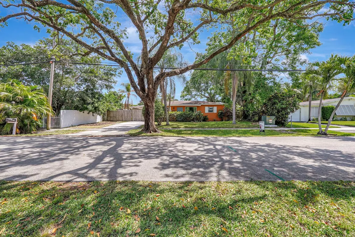 West Park, FL 33023,4633 SW 31st DR