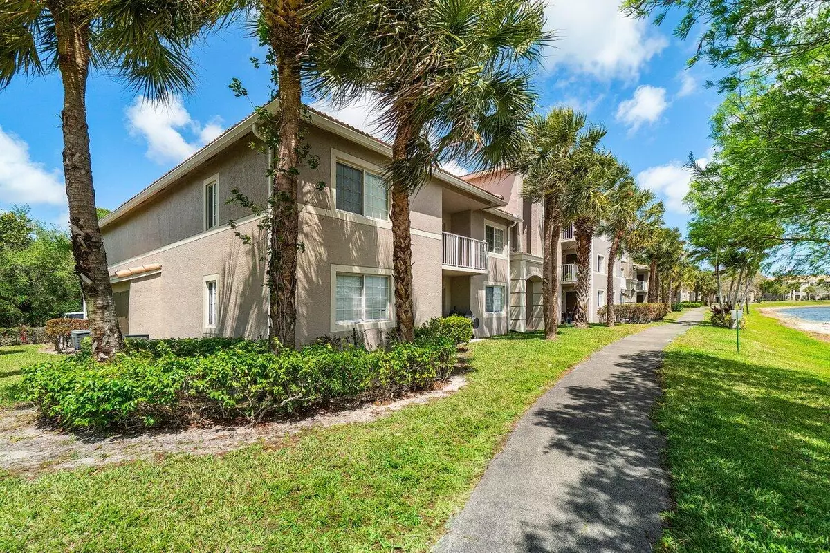 Coconut Creek, FL 33073,5031 Wiles RD 104
