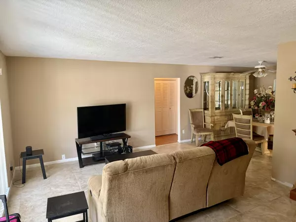 Port Saint Lucie, FL 34983,148 NE Solida DR
