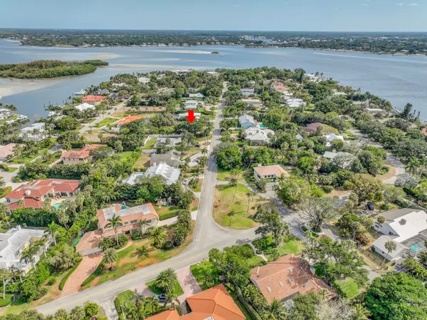 Sewalls Point, FL 34996,10 Middle RD