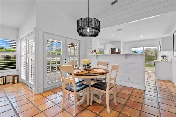 Wellington, FL 33414,2542 Bedford Mews DR
