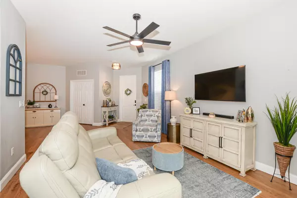 Port Saint Lucie, FL 34986,317 SW Coconut Key WAY