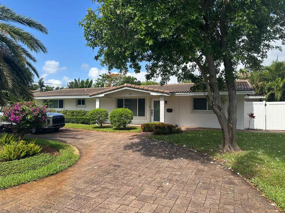 Lighthouse Point, FL 33064,5111 NE NE 27th TER