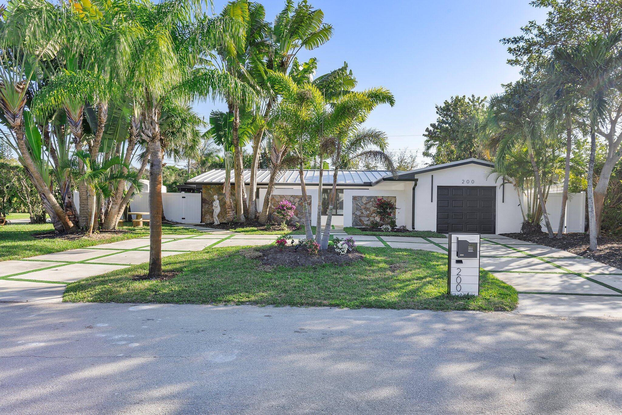 Boca Raton, FL 33432,200 SW 12th ST