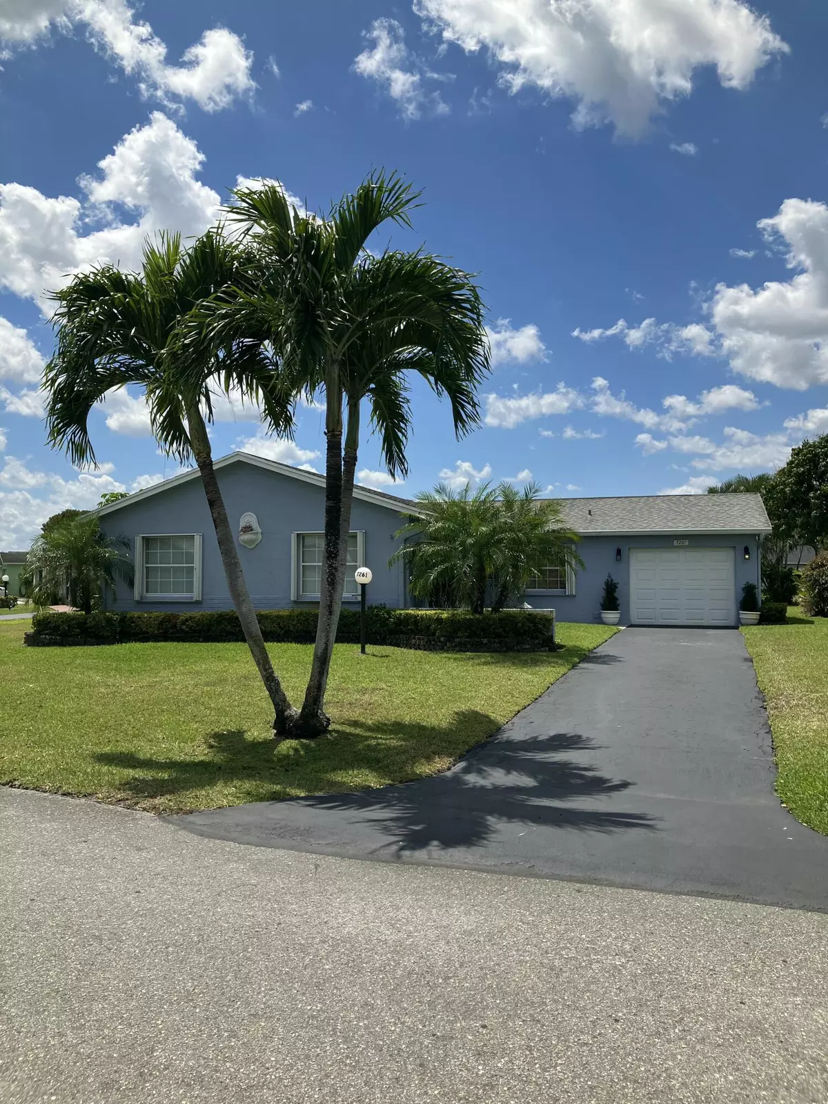 Lake Worth, FL 33467,7261 Pine Forest CIR