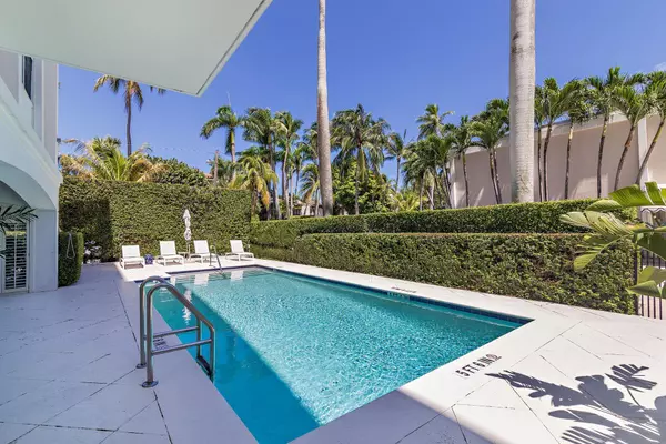 Palm Beach, FL 33480,354 Chilean AVE 4d