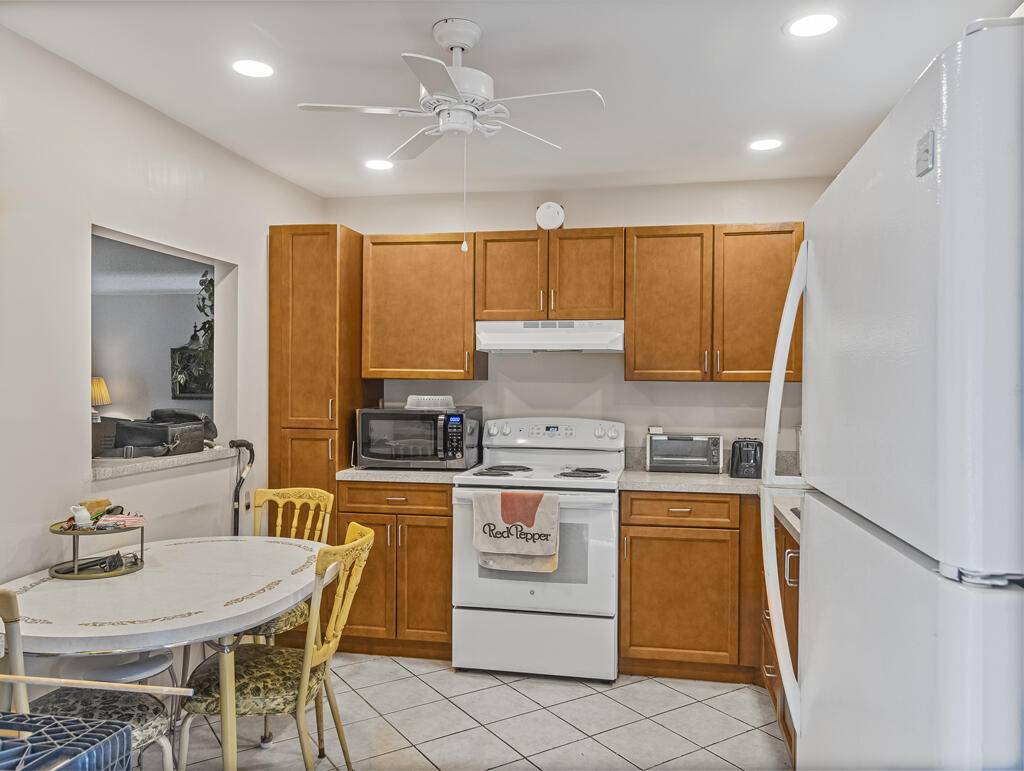 West Palm Beach, FL 33417,103 Oxford 500 103