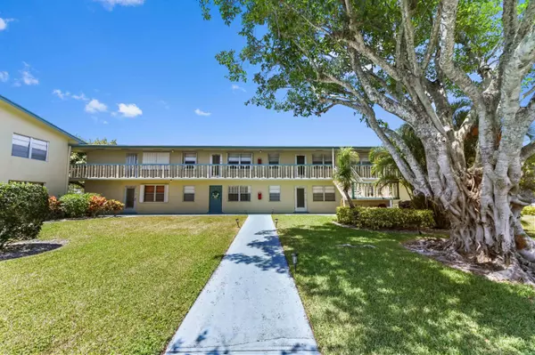 111 E Dorchester 111, West Palm Beach, FL 33417