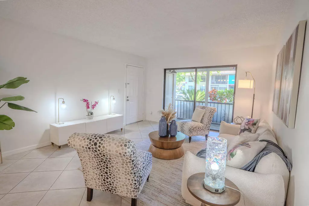 Boynton Beach, FL 33436,9785 Pineapple Tree DR 103