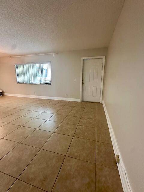 Boynton Beach, FL 33436,915 Meadows CIR