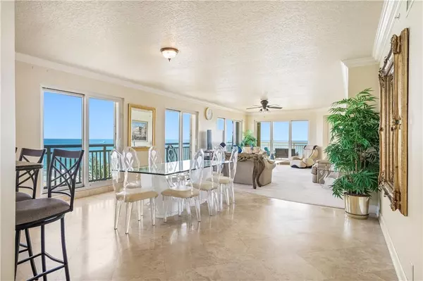 Hutchinson Island, FL 34949,3702 N Highway A1a 801