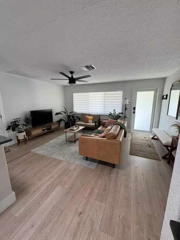 Boynton Beach, FL 33435,702 NE 10th AVE