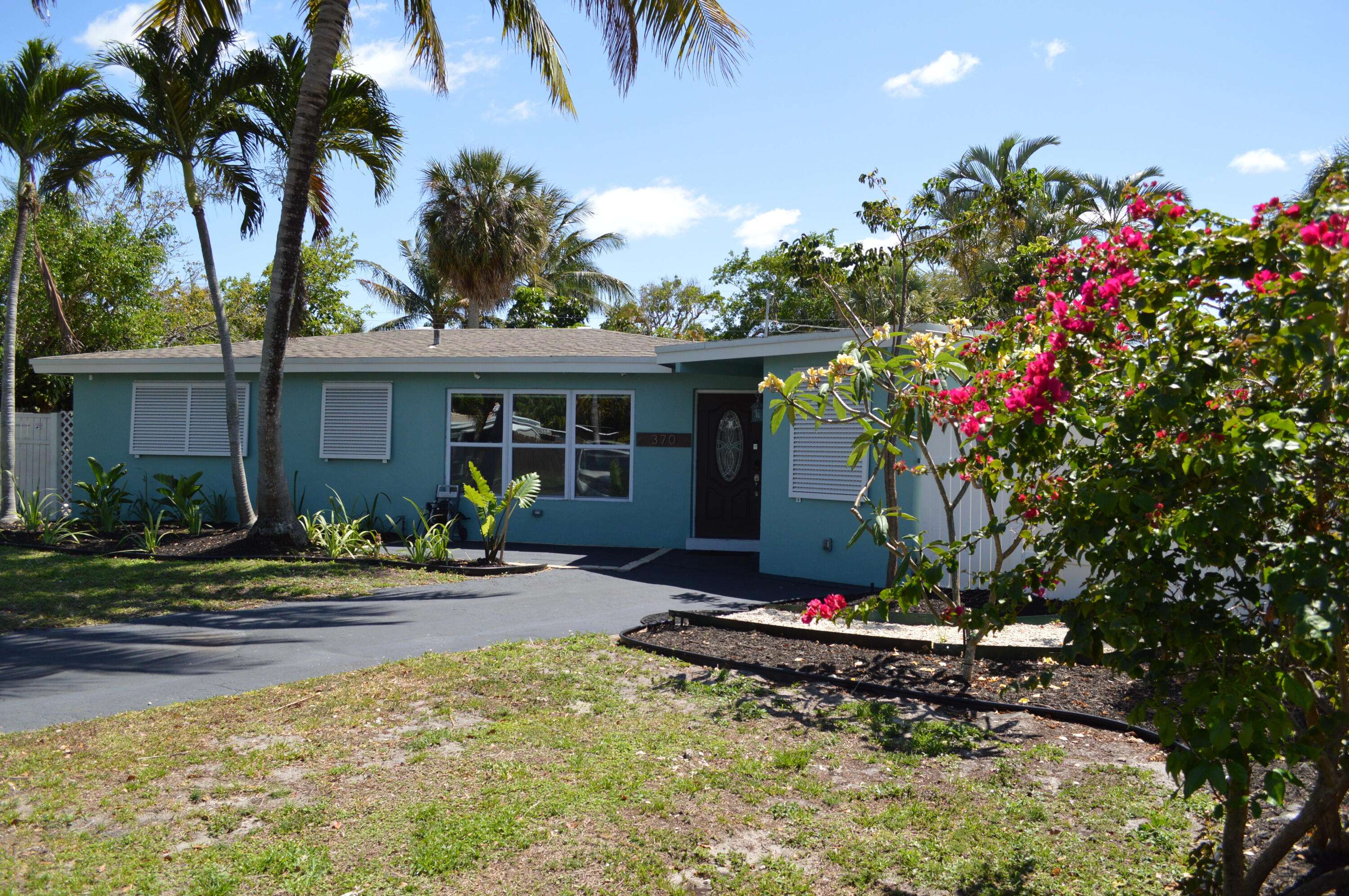 Pompano Beach, FL 33060,370 SW 14 ST