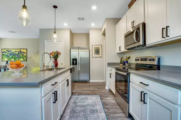 West Palm Beach, FL 33413,6332 Sailpointe LN