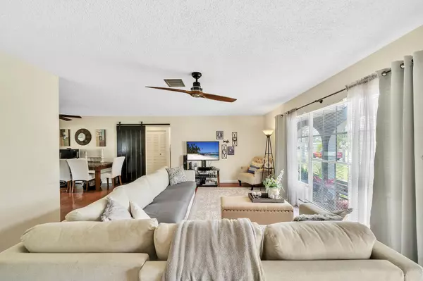 Port Saint Lucie, FL 34953,1320 SE San Sovina TER