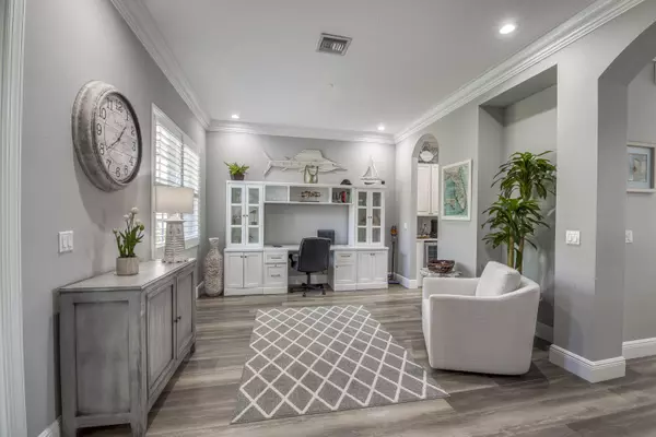 Palm Beach Gardens, FL 33418,12476 Aviles CIR