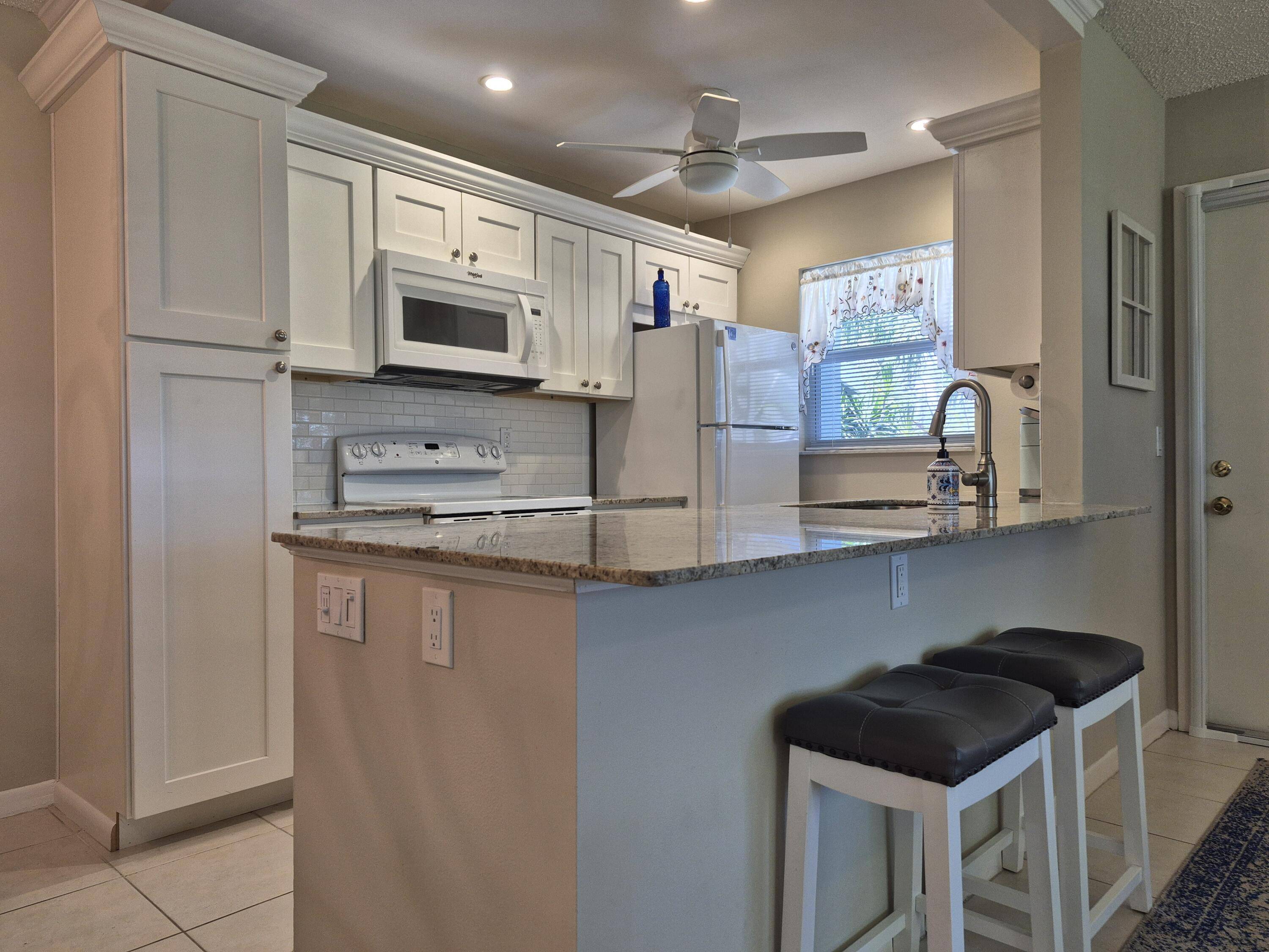 Delray Beach, FL 33445,910 South DR A