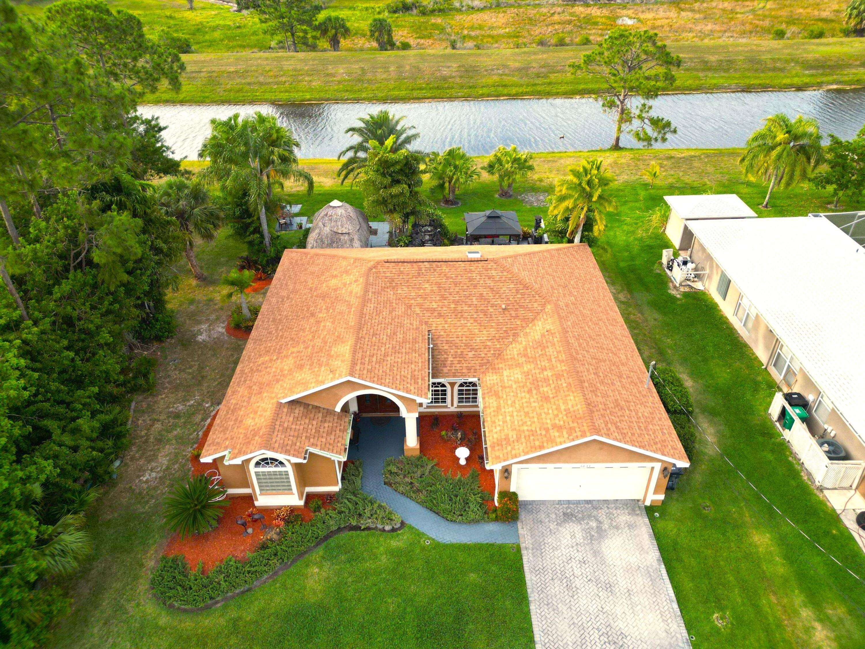 6834 NW Granger AVE, Port Saint Lucie, FL 34983