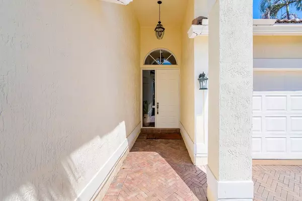 Delray Beach, FL 33484,5151 Ventura DR