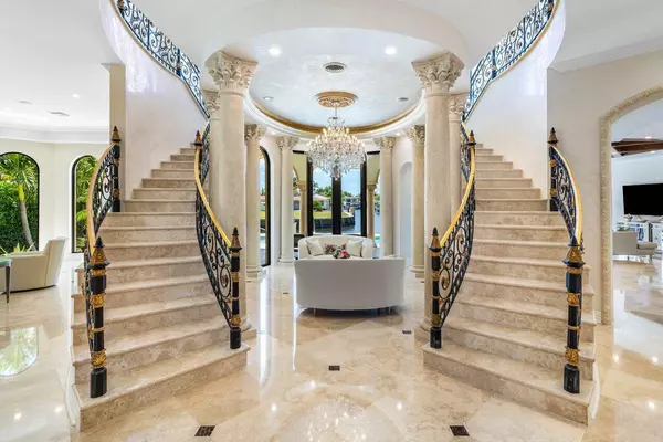 Boca Raton, FL 33487,7241 NE 8th DR