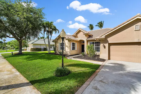 18999 SE Kokomo LN, Jupiter, FL 33458