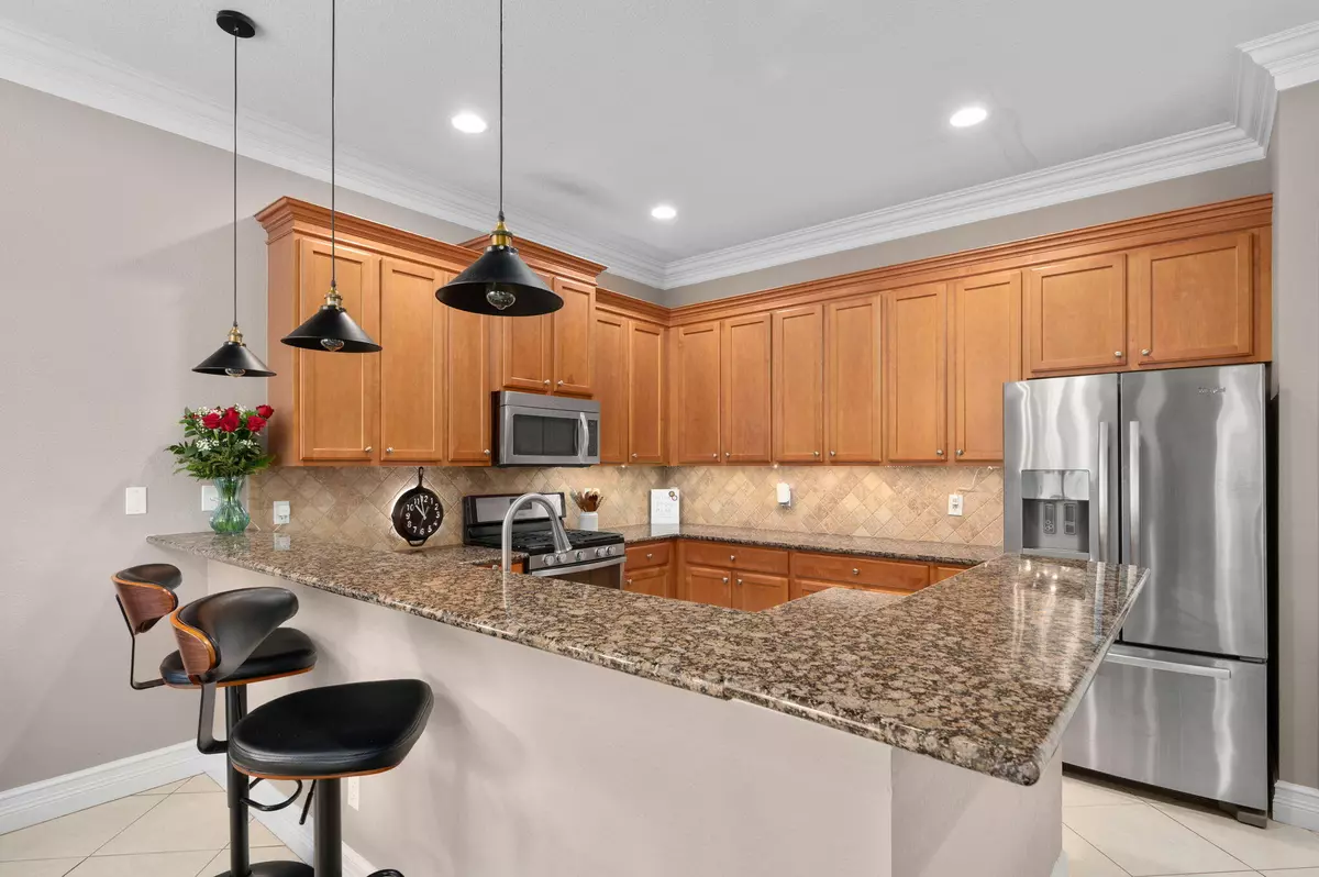 Port Saint Lucie, FL 34983,6099 NW Helmsdale WAY