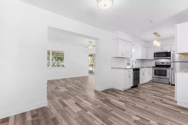 Tamarac, FL 33321,9603 NW 72nd MNR