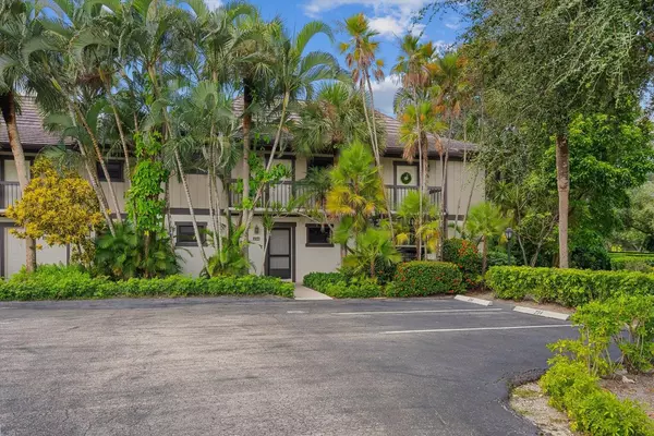 Wellington, FL 33414,13334 Polo Club 234 RD 234/235