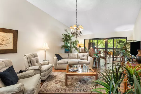 5153 Oak Hill LN 524, Delray Beach, FL 33484