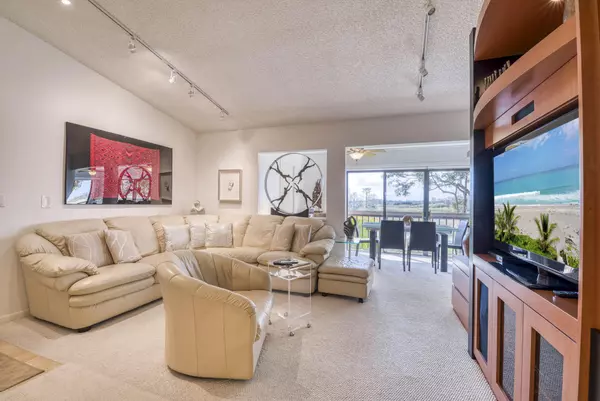 Palm Beach Gardens, FL 33418,1111 Duncan CIR 203