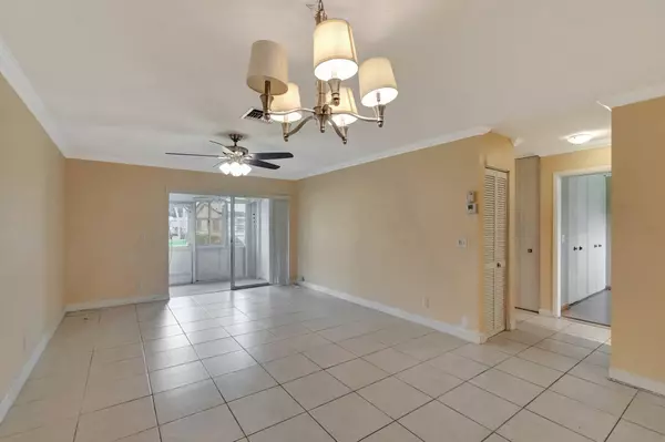 West Palm Beach, FL 33415,2867 W Ashley DR G