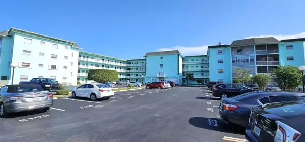 Lauderdale Lakes, FL 33319,4141 NW 44th AVE 217