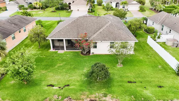 Vero Beach, FL 32968,1080 SW Southlakes WAY