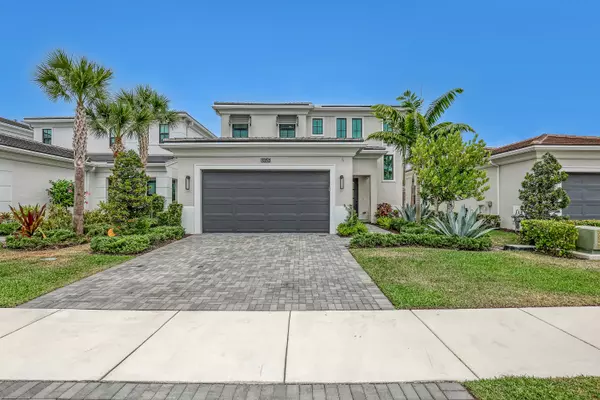 Palm Beach Gardens, FL 33418,13525 Artisan CIR