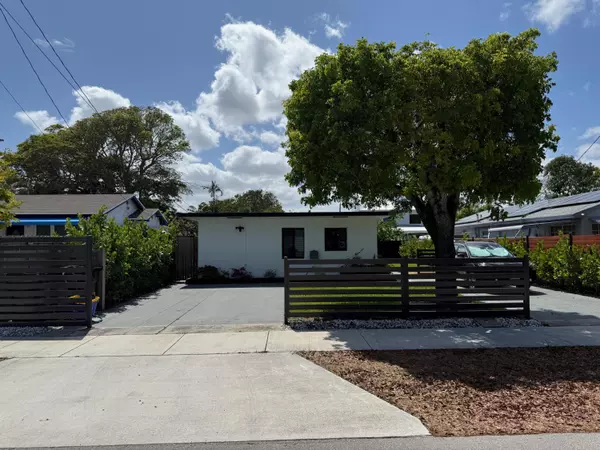 344 SE 4th AVE E, Delray Beach, FL 33483