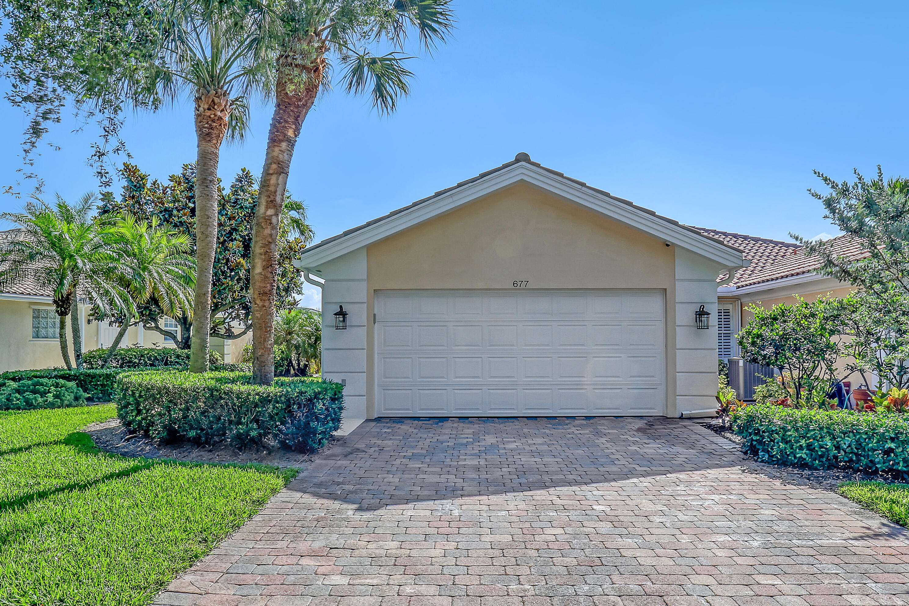 Palm Beach Gardens, FL 33410,677 Hudson Bay DR