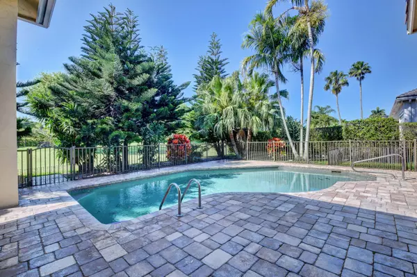 Boca Raton, FL 33487,4800 Bocaire BLVD