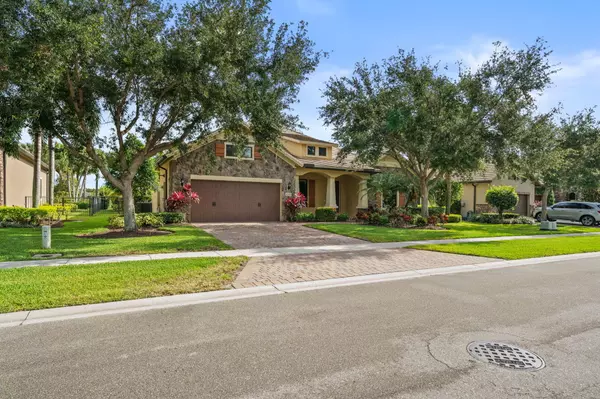 Wellington, FL 33414,10765 Pisa RD