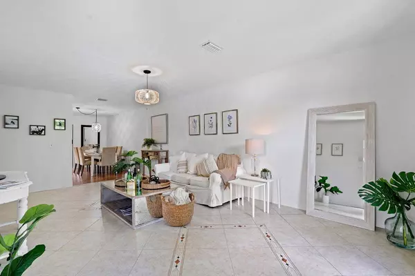 Wellington, FL 33414,1369 Riverside CIR