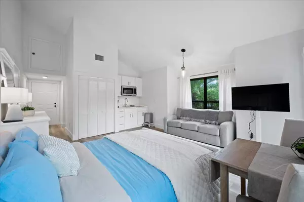 Wellington, FL 33414,11863 Wimbledon CIR 504