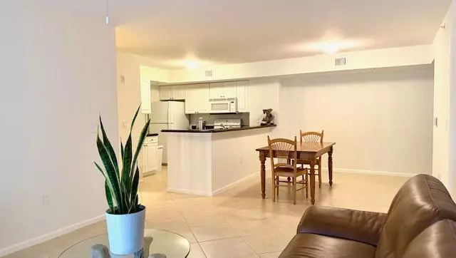 Tequesta, FL 33469,242 Village BLVD 2203