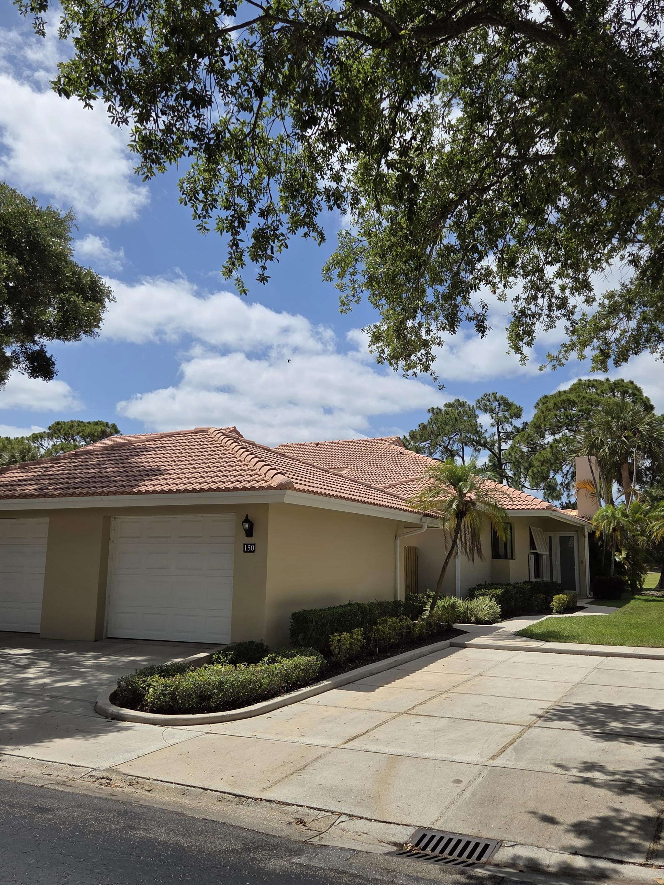 150 Old Meadow WAY, Palm Beach Gardens, FL 33418