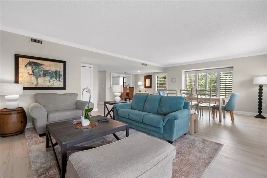 2785 Polo Island DR J201, Wellington, FL 33414