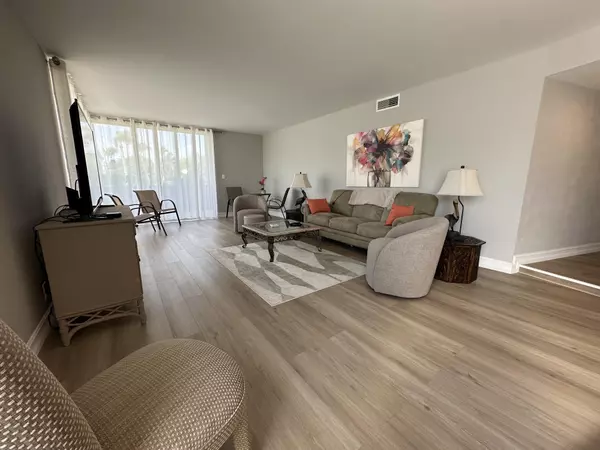Palm Beach Gardens, FL 33418,11811 Avenue Of The Pga 3-1a
