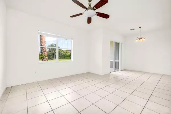 West Palm Beach, FL 33401,555 Pacific Grove DR 1
