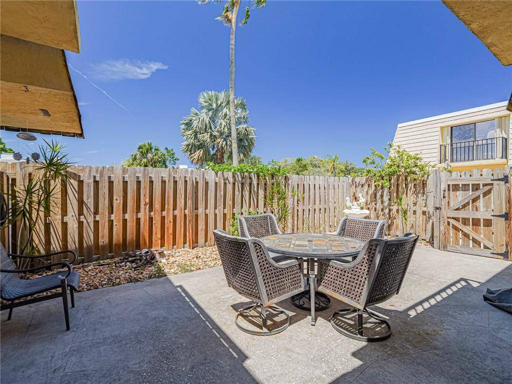 Vero Beach, FL 32960,1170 6th AVE 5