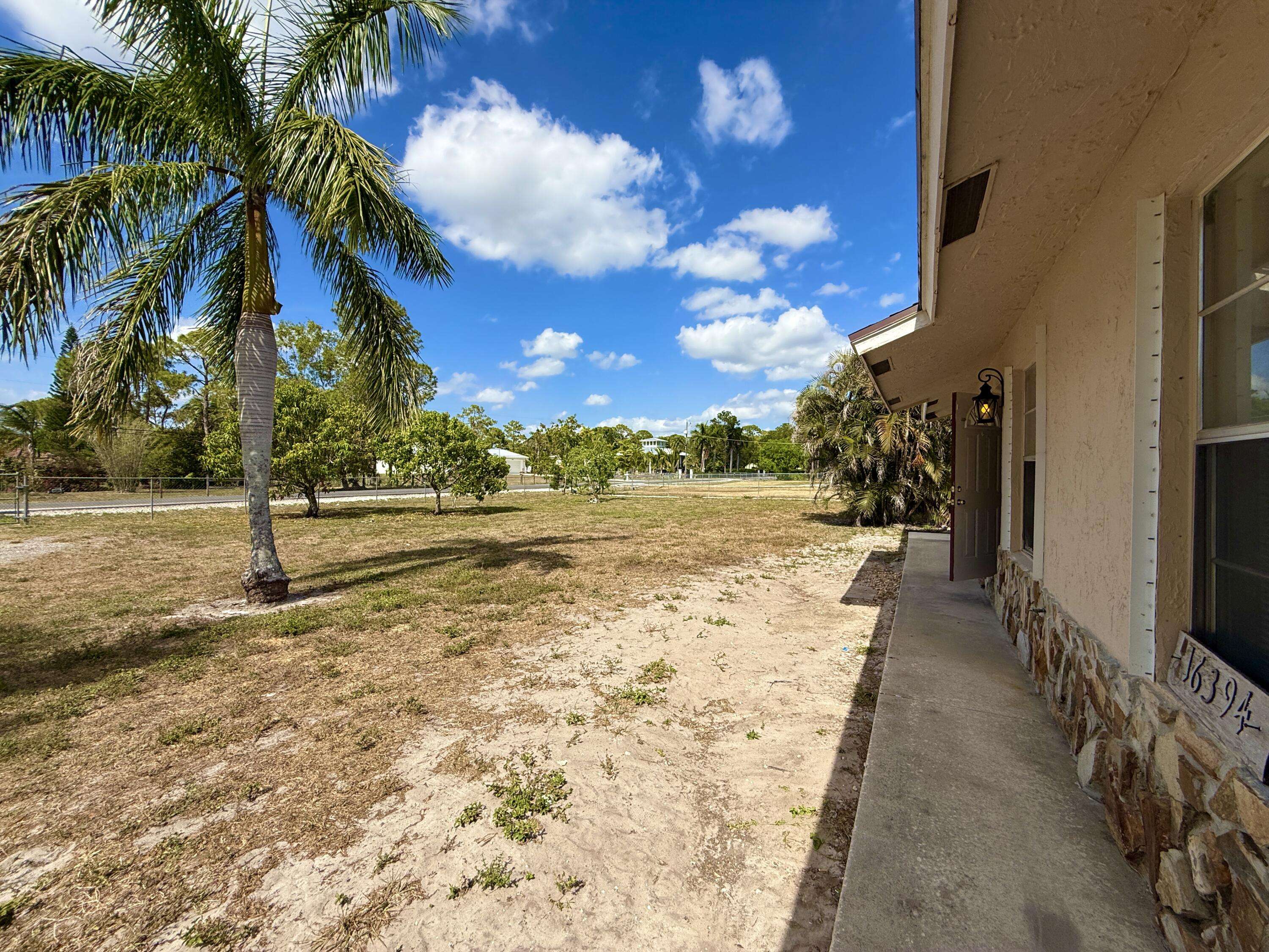 Loxahatchee Groves, FL 33470,16394 E Pimlico DR