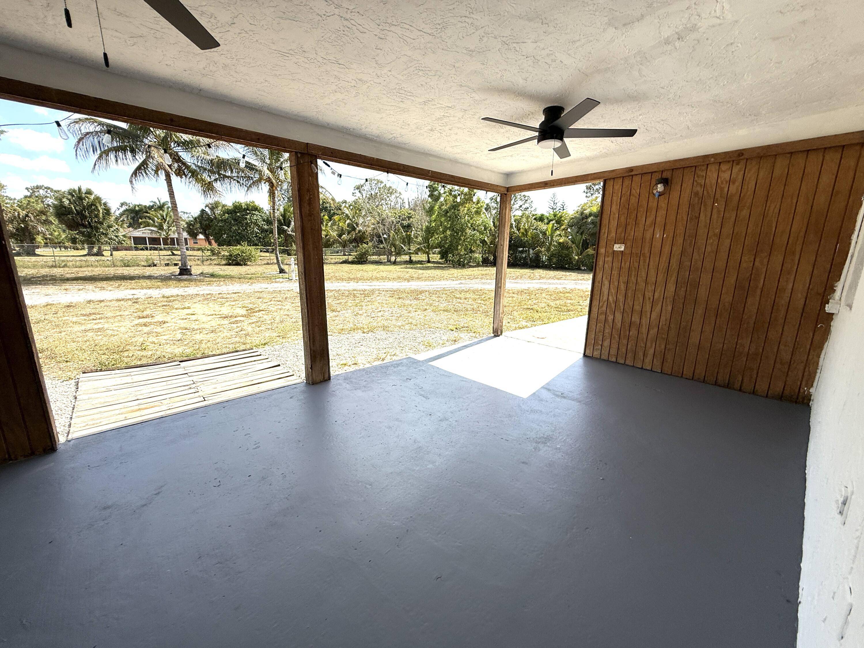 Loxahatchee Groves, FL 33470,16394 E Pimlico DR